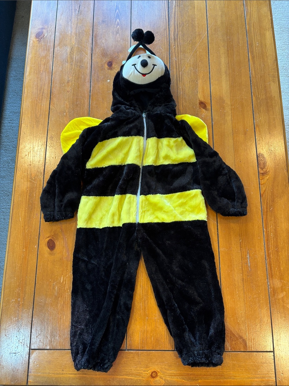 NEW Playful Plush Bee Costume Hoodie with Wings Size 18 to 36Months